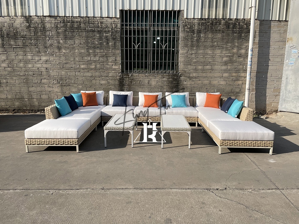 Outdoor Courtyard Pool Section - Outdoor Furniture Metal Chairs のレビューと価格